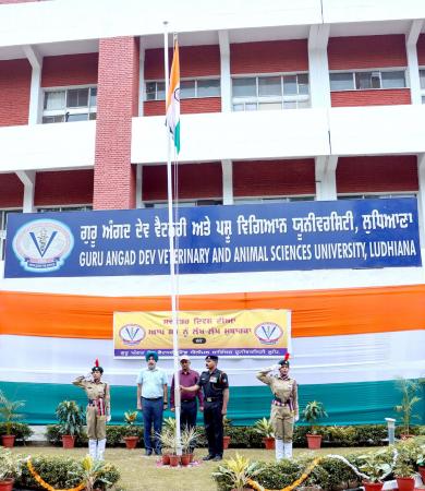 Dr. Inderjeet Singh, Vice–Chancellor GADVASU unfurled the National Flag in the University premises on 78th Independence Day on 15th August 2024